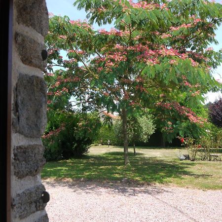 Hotel Gite Les Sageais Baguer-Morvan Exterior foto